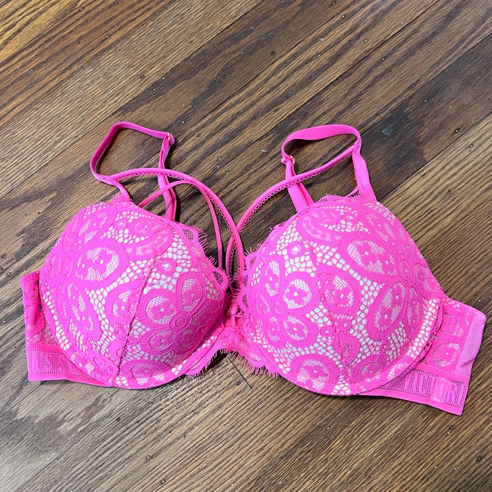 Pink lace Victoria secret push up bra